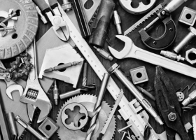 拋丸機主要由什么組合而成？